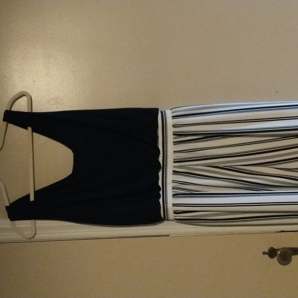 Jumpsuit - Picture 4 of 4
